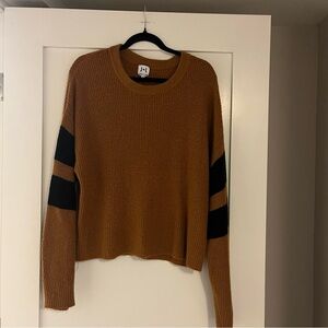 Women's Brown Sweater with Black Accents